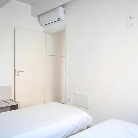 Apartment Se310 - Senigallia, Trilocale Di Design Con Ac, Garage E Corte Esterna